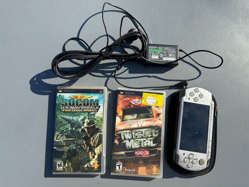 Sony psp 2001 silver console - silver,